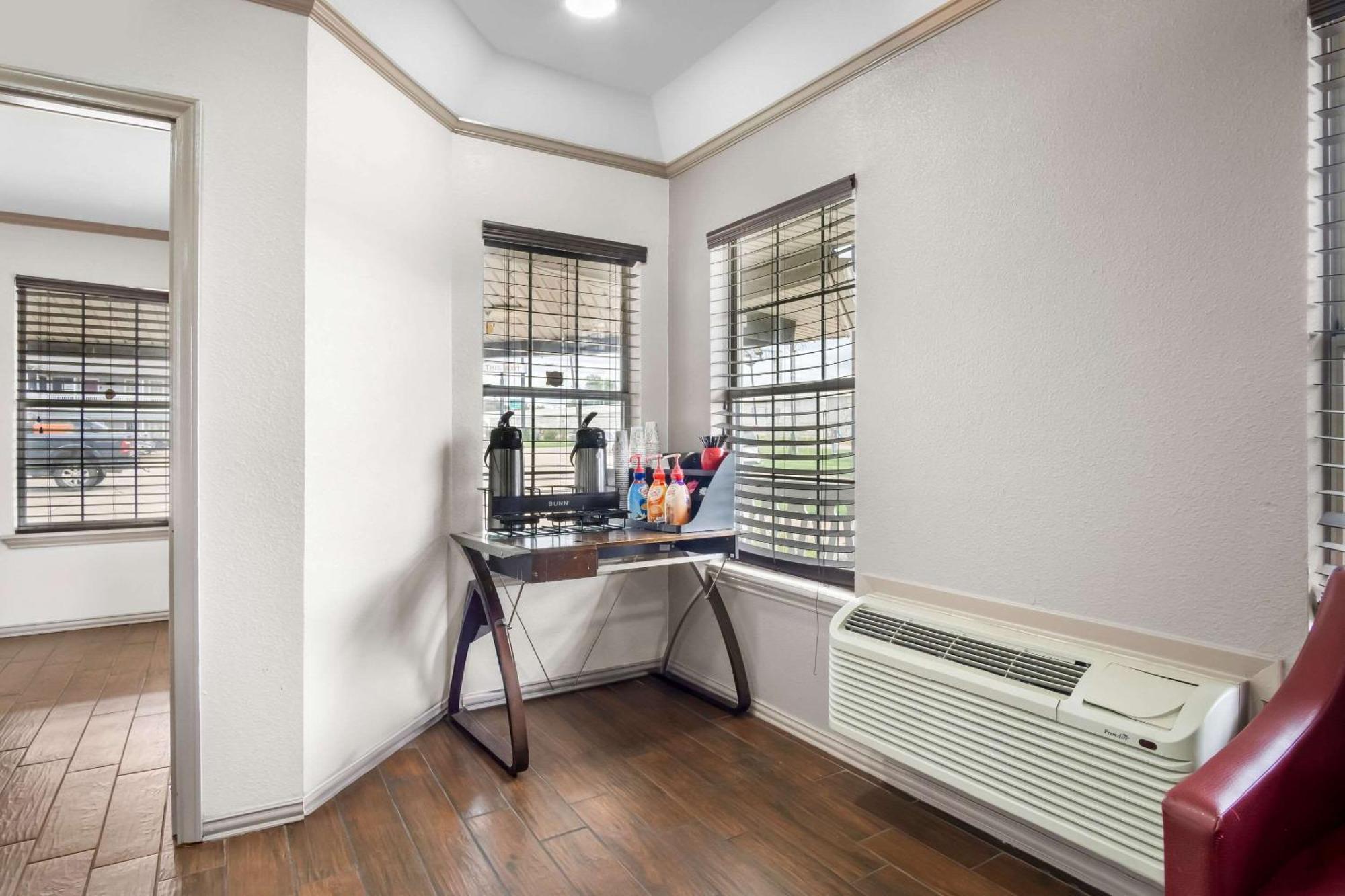 Rodeway Inn Waco Dış mekan fotoğraf