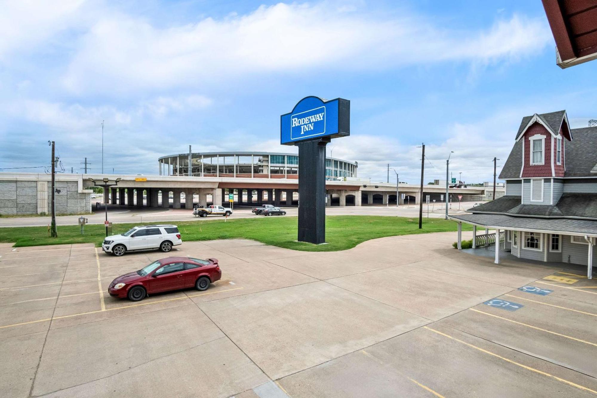 Rodeway Inn Waco Dış mekan fotoğraf