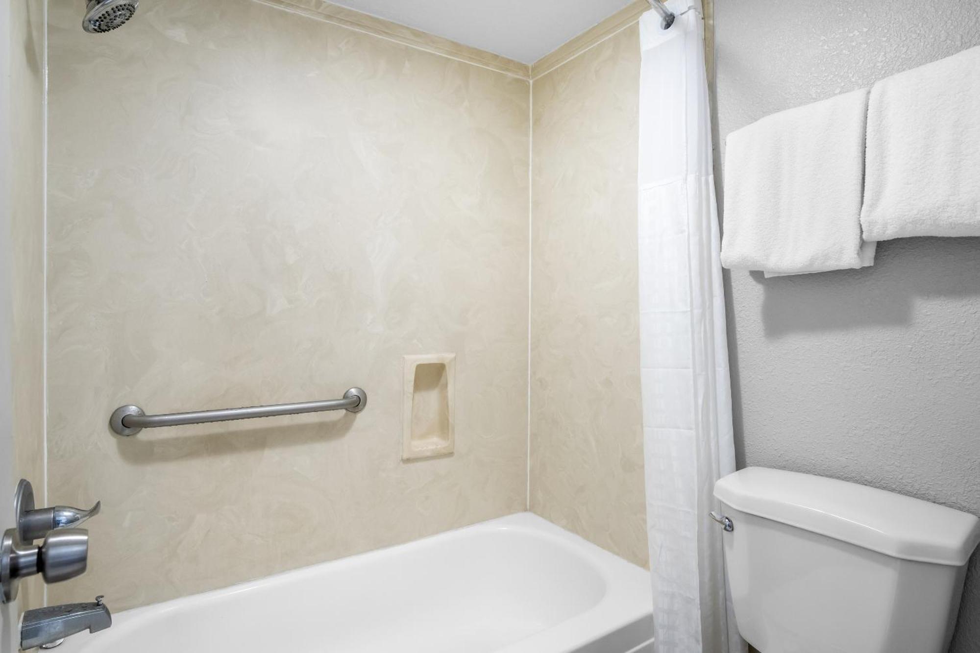 Rodeway Inn Waco Dış mekan fotoğraf